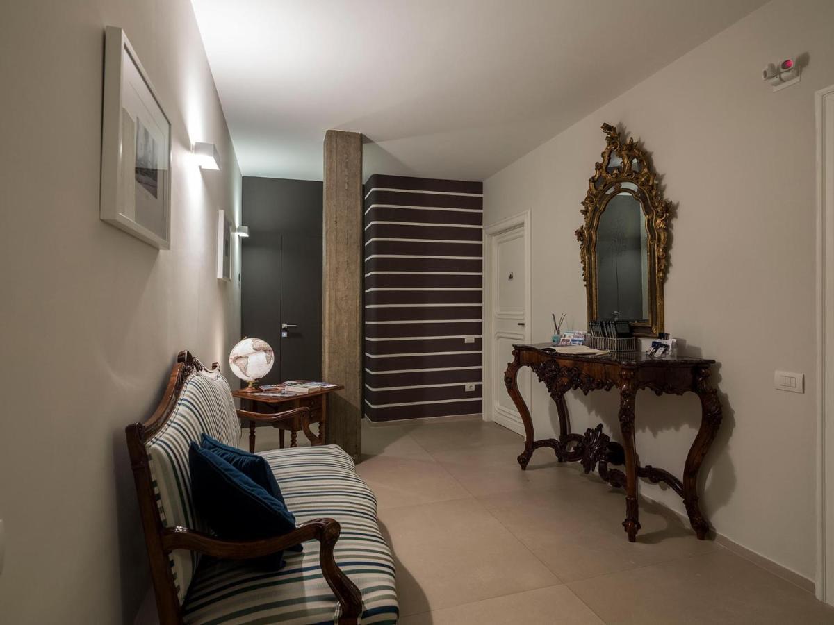 Attico 195 Bed & Breakfast Salerno Exterior photo